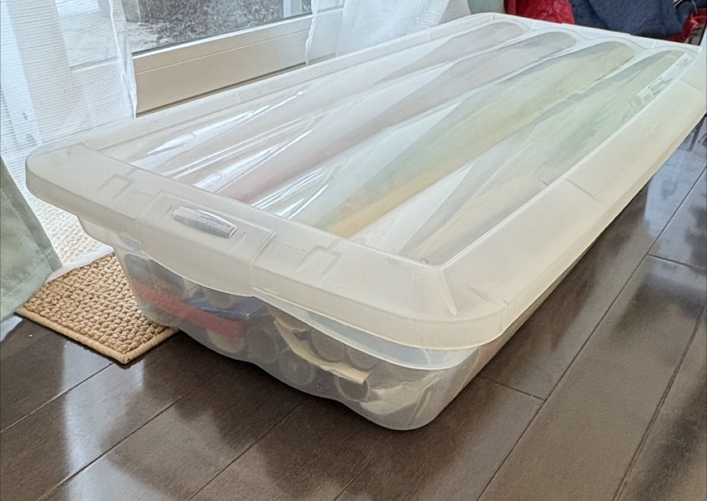 RUBBERMAID UNDERBED WRAPPING PAPER STORAGE. EUC - photo 2