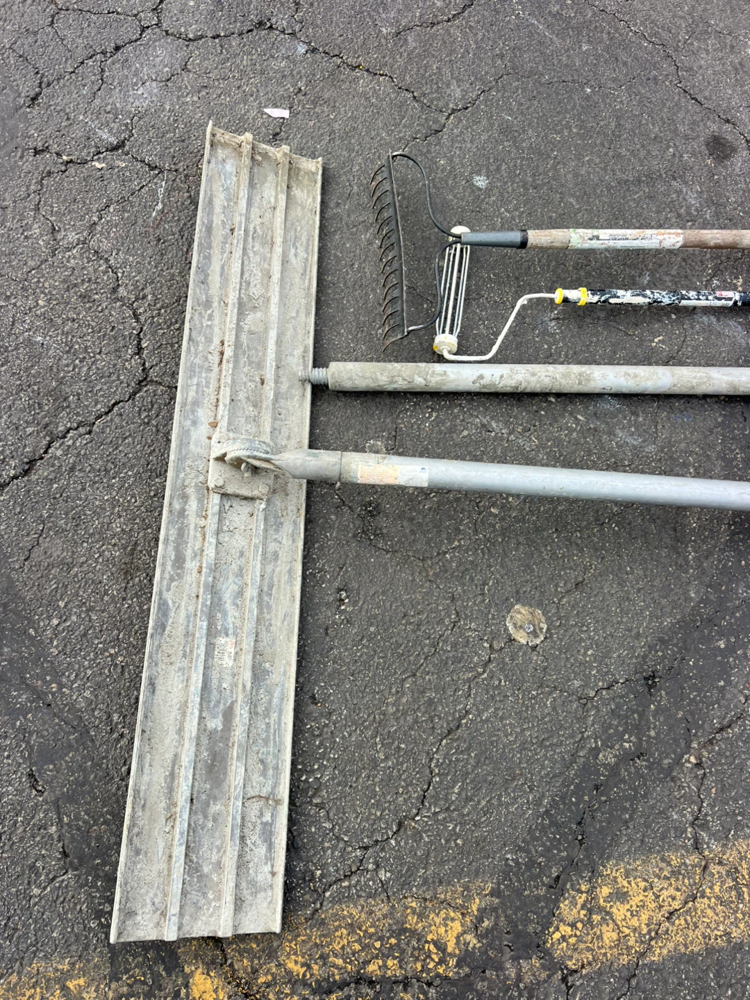 48” MAGNESIUM BULL FLOAT WITH ACCESSORIES - photo 2