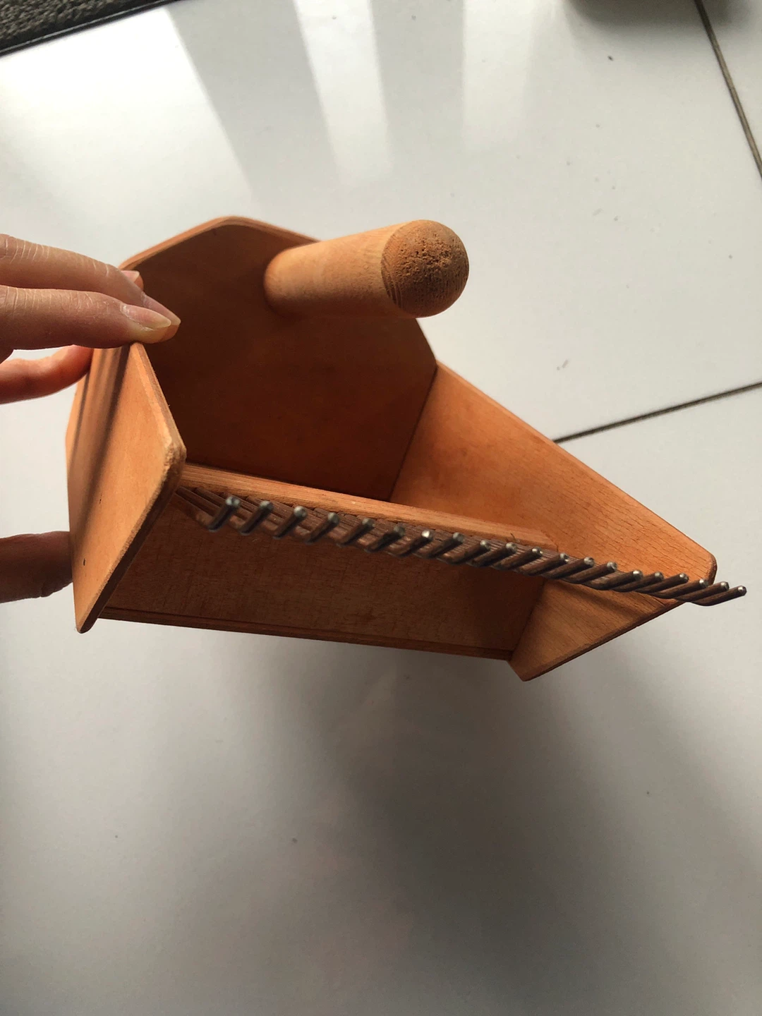Vintage Wooden Berry Picker - photo 2