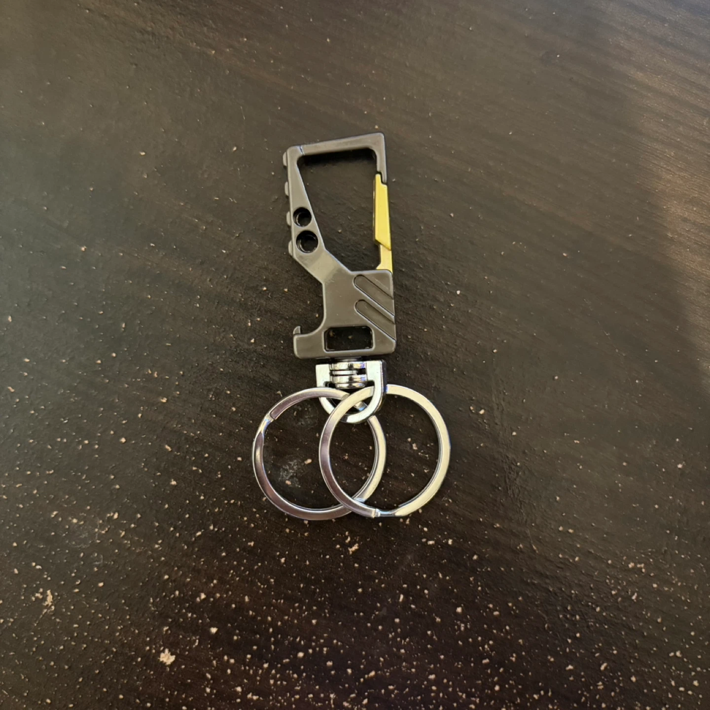 2 pcs Metal Car Keychain Bottle Opener - photo 3