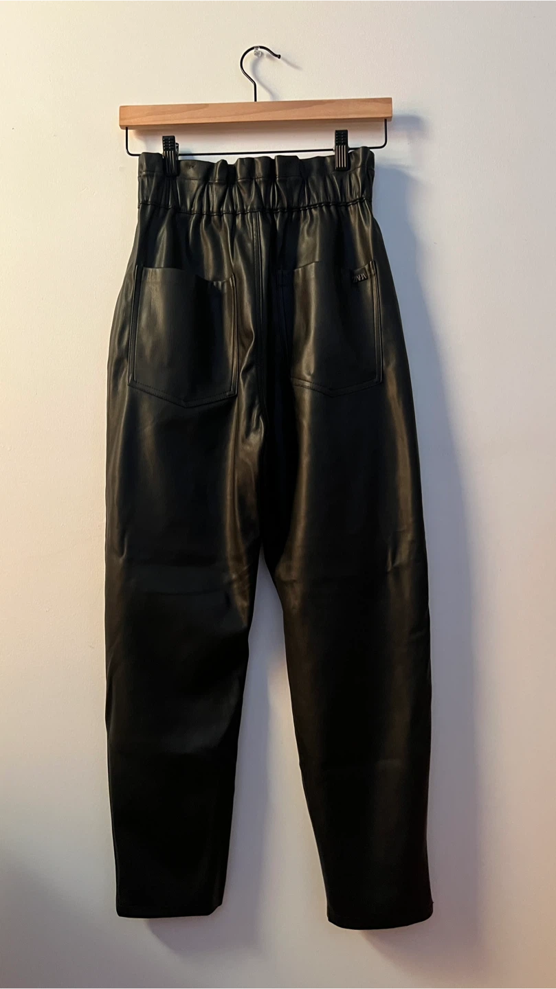 Zara Faux Leather Paperbag Waist Pants Black - photo 2