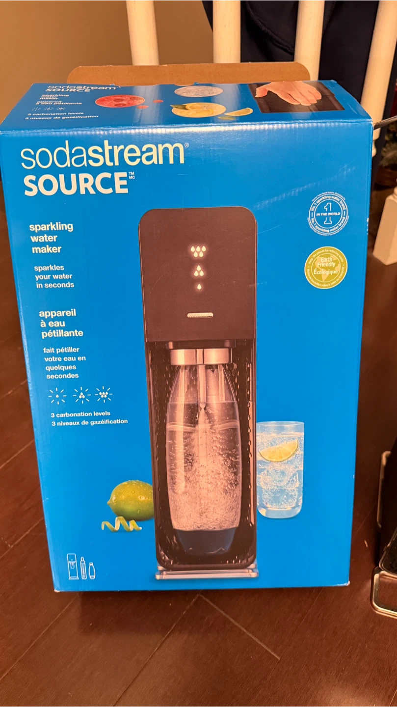 SodaStream Sparkling Water Maker - photo 3