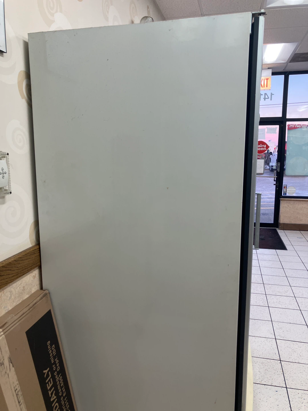 Double Door Display Refrigerator (not sure its working or not) - photo 4