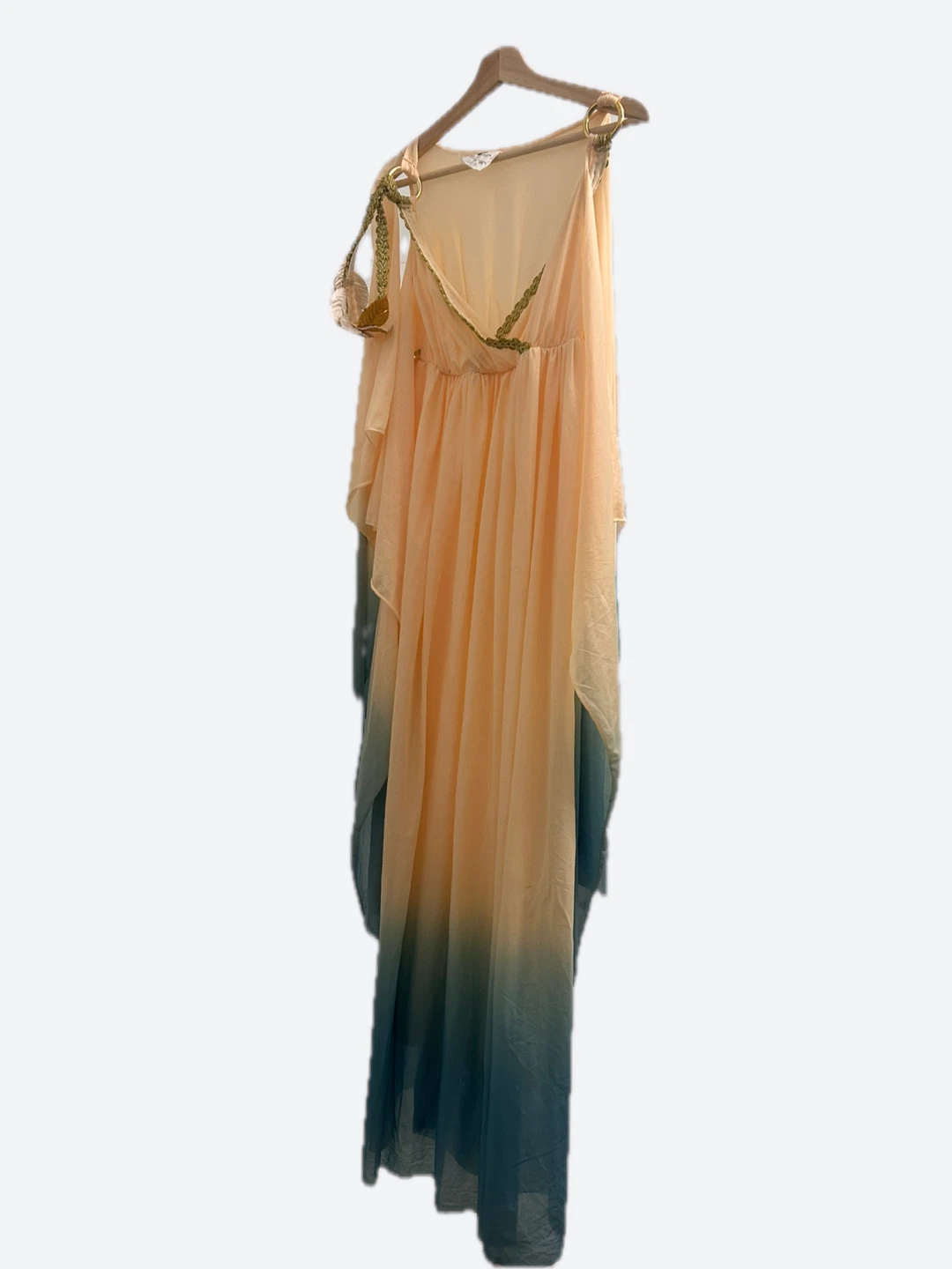 Spirit Halloween Adult Petit Costume