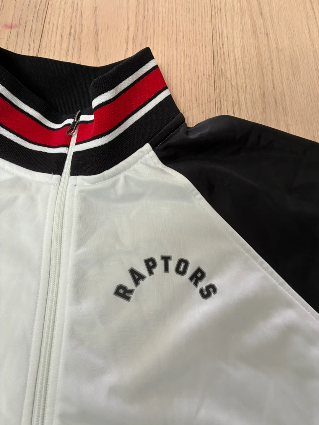 Toronto Raptors G-III 4Her by Carl Banks Jacket - photo 2