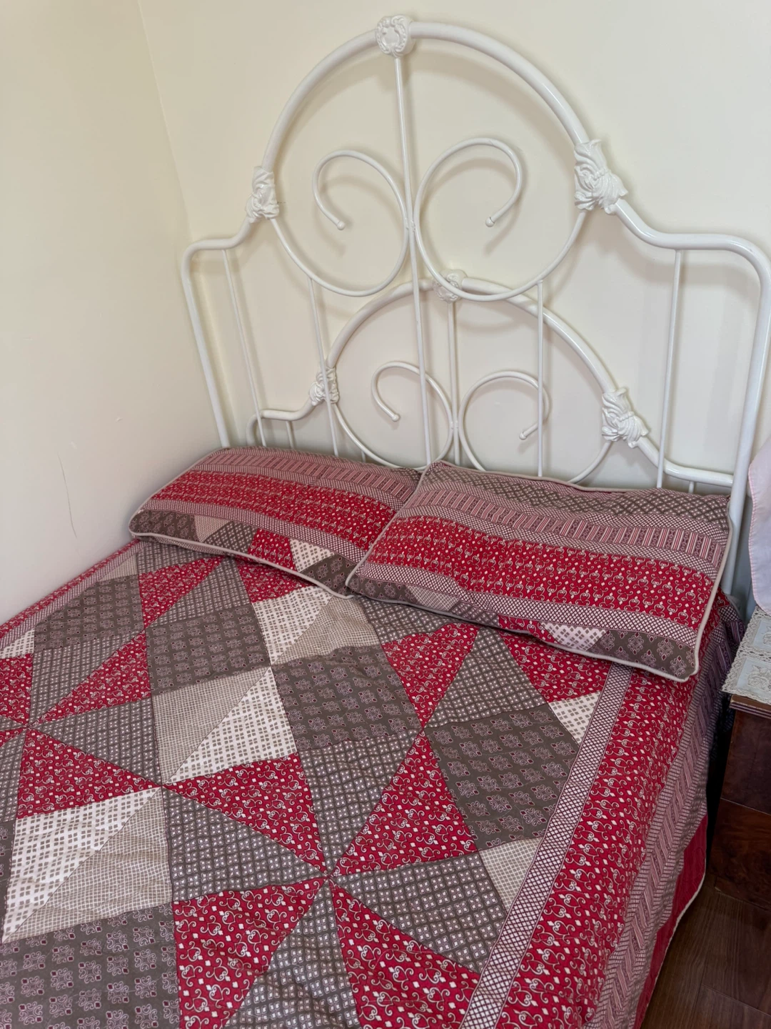 Double Size Bed Frame & Mattress - photo 2