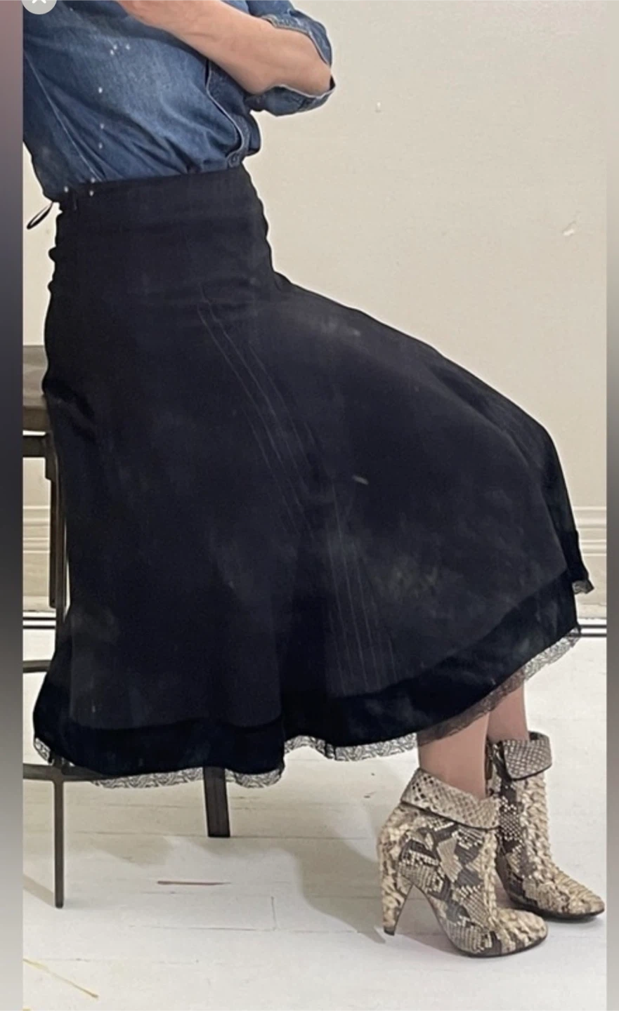 Spanner Black Skirt with Velvet and Lace Trim size 6 - photo 3