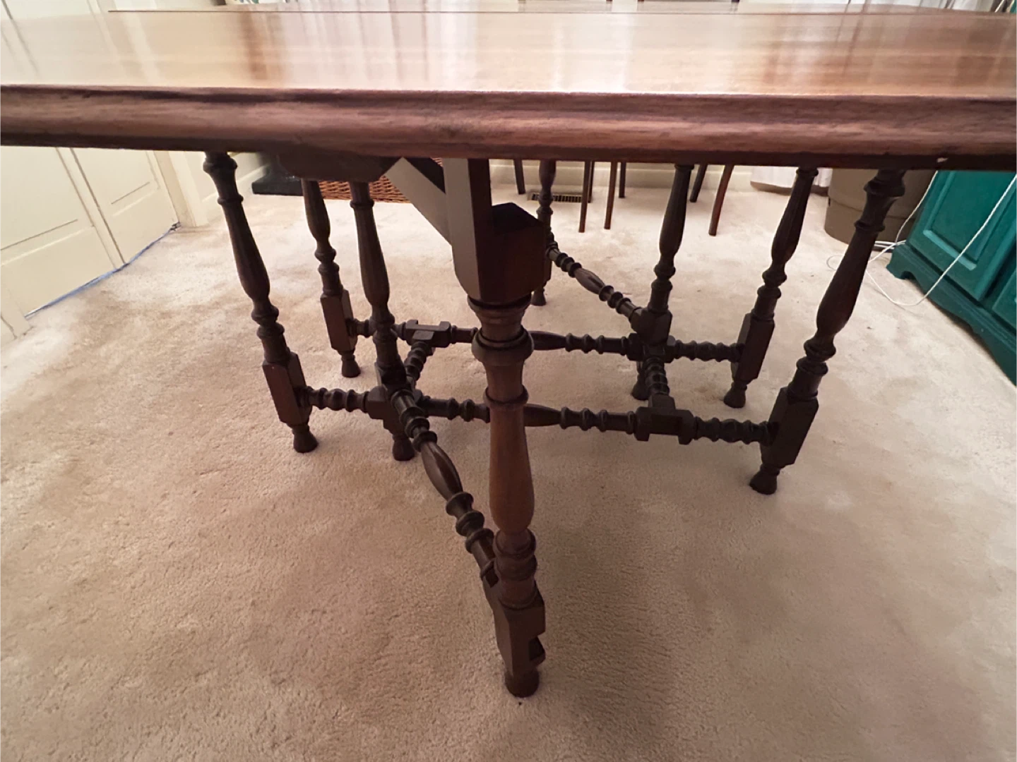 Dining Table with 4 Chairs - photo 4