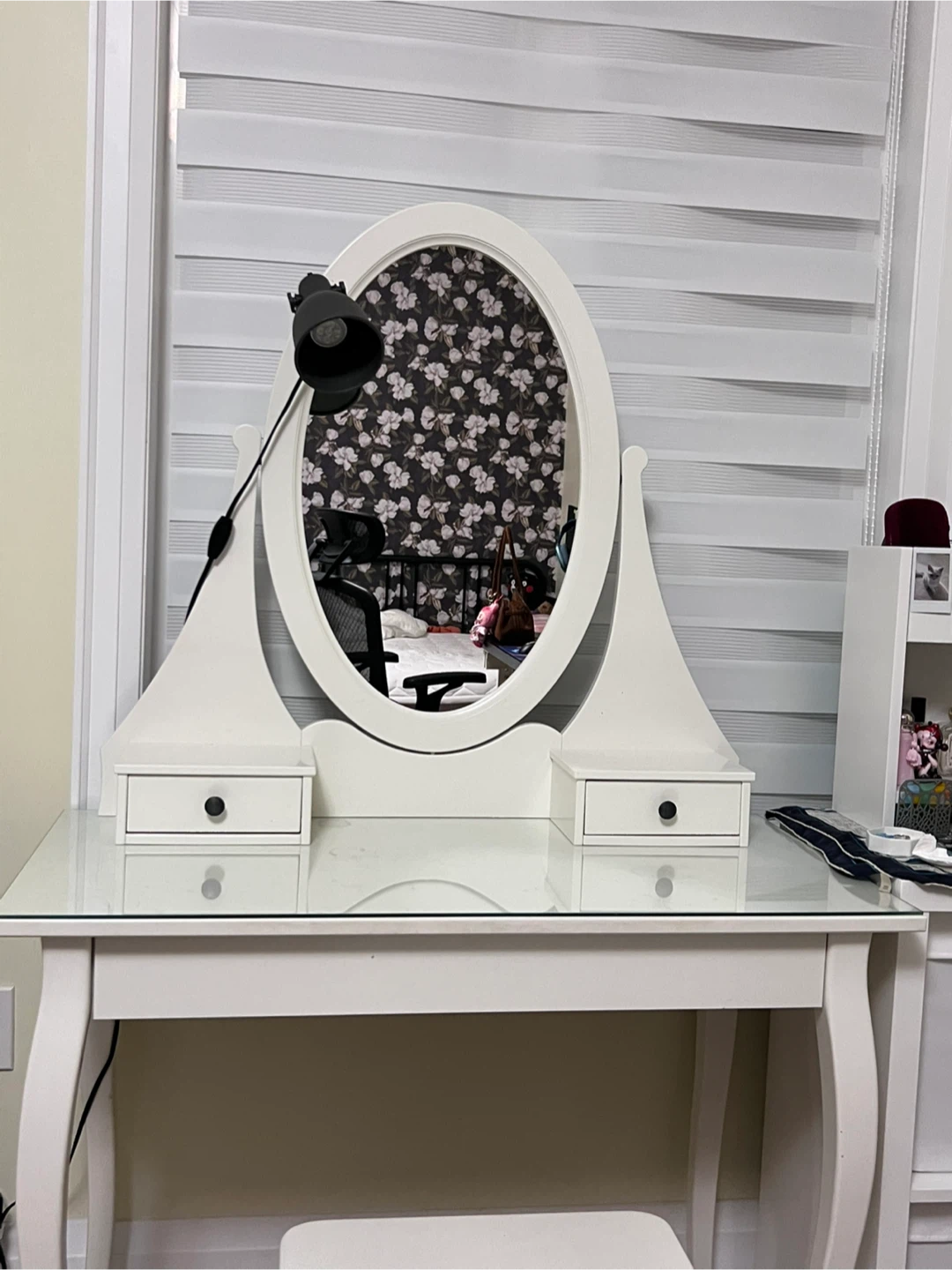 White Vanity Table with Stool & Light
