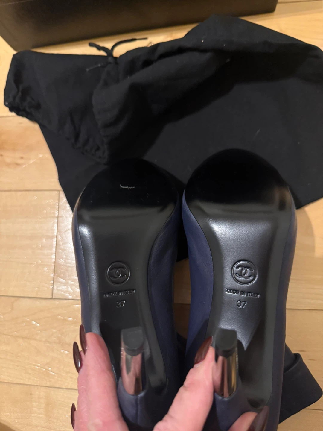 Chanel Blue Leather Ankle Boots - photo 4