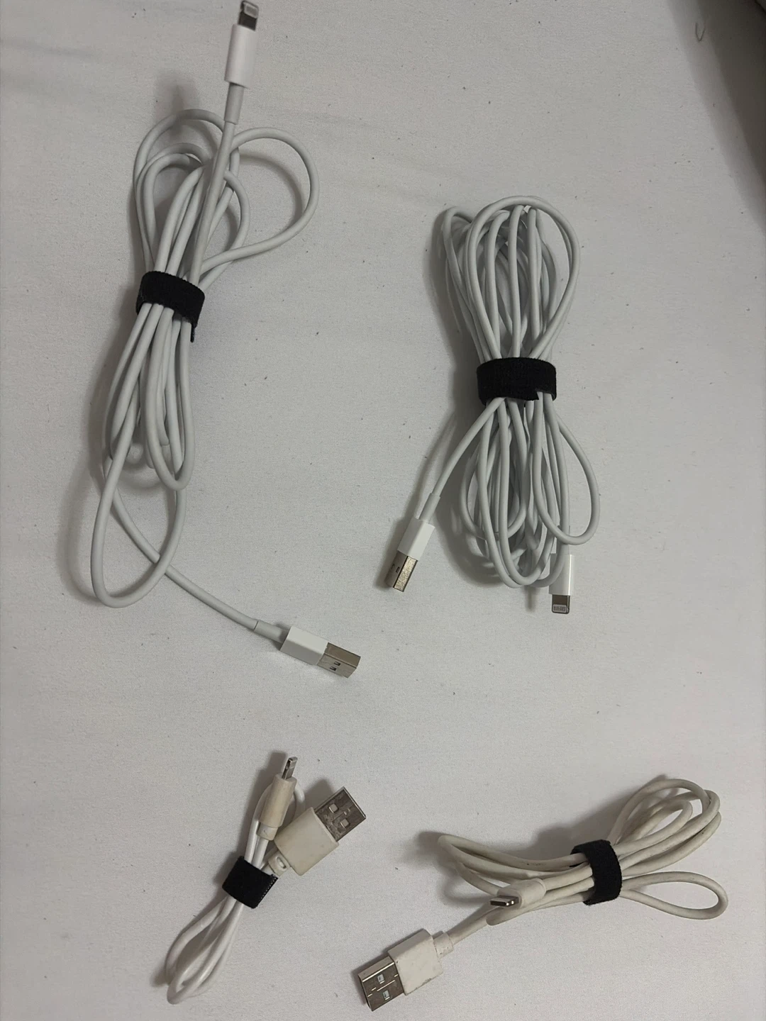 Used Apple USB-C Cables - photo 4