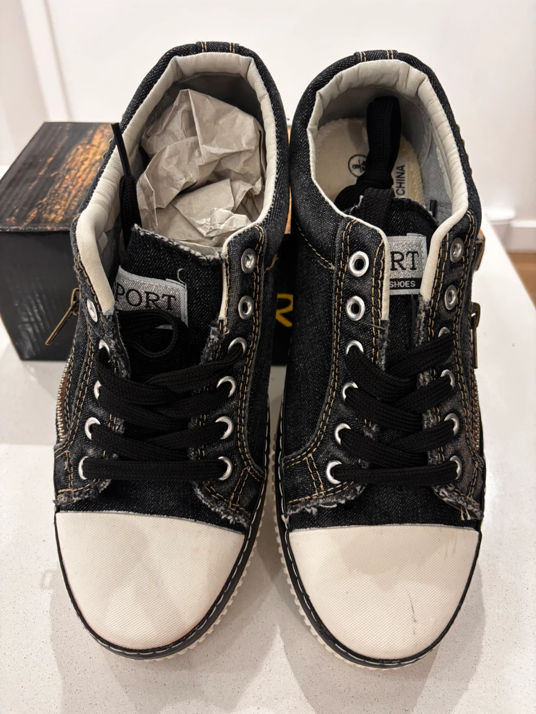 Chaussures style urbain – Taille 8 – Comme neuves - photo 2