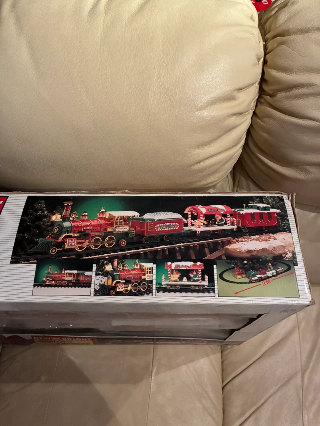 New Bright Santa's Express Train Set - photo 3