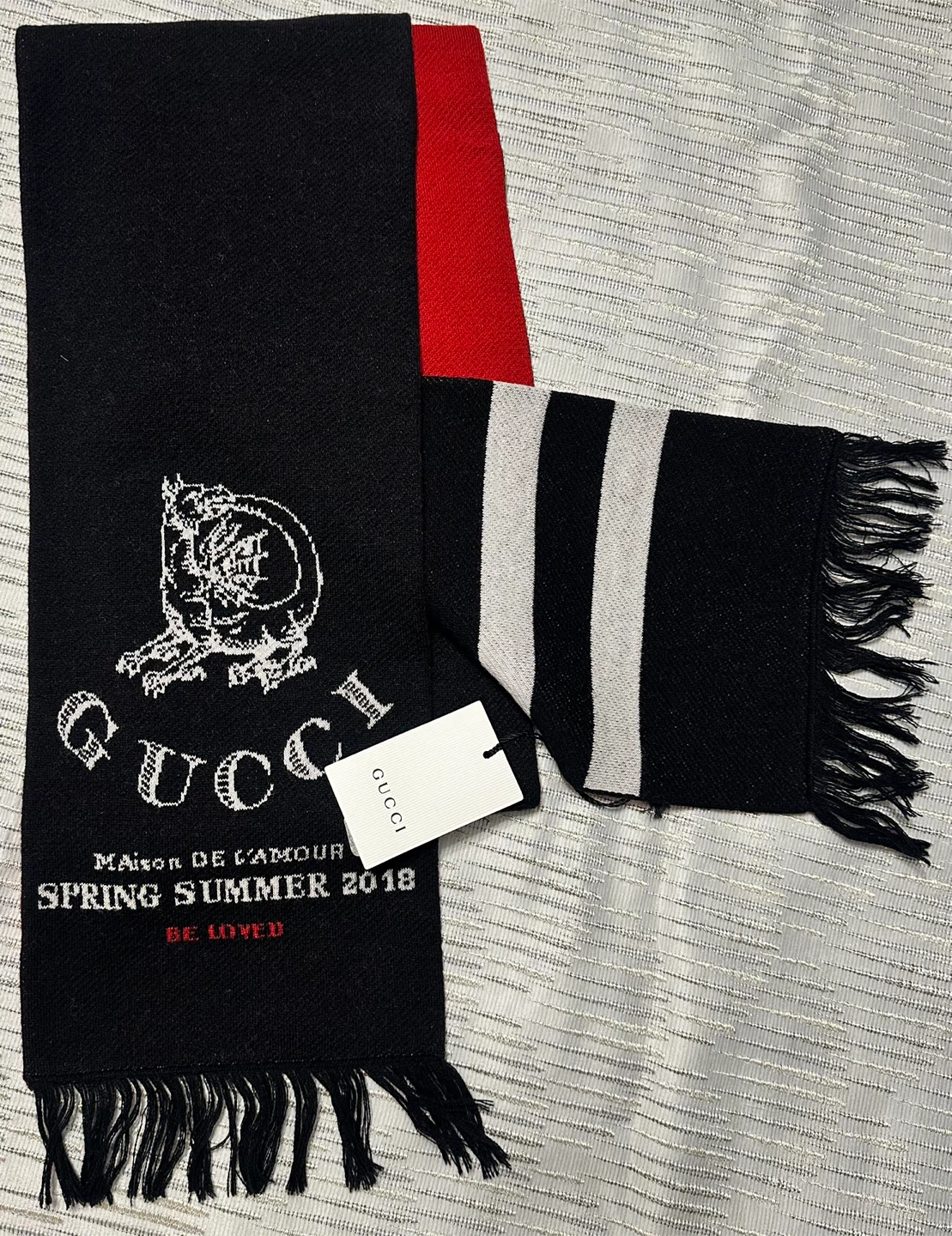 Gucci Maison De L'Amour Spring Summer 2018 Scarf - photo 2