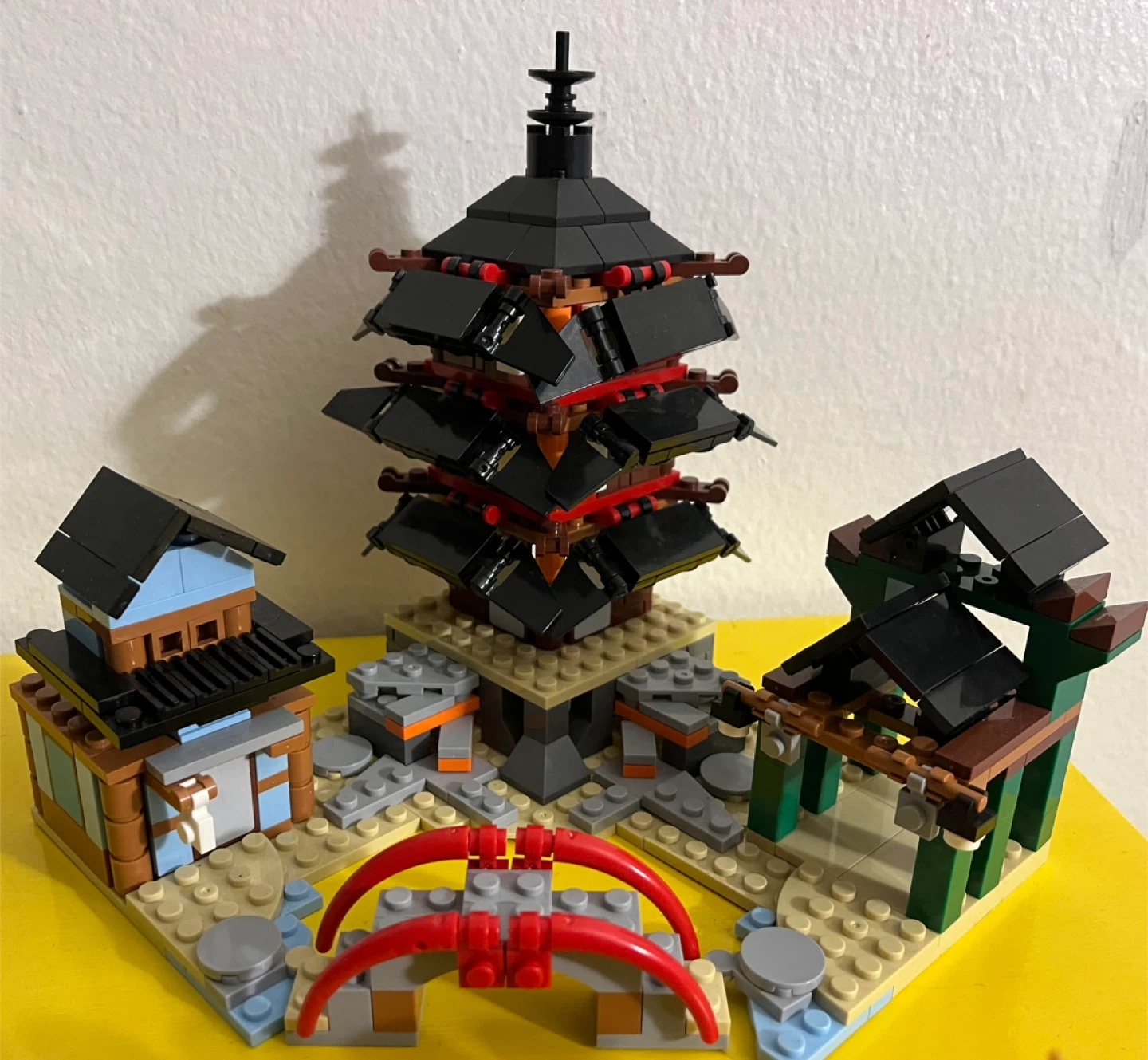 LEGO Ninjago Legacy Dragon & Temple - photo 3