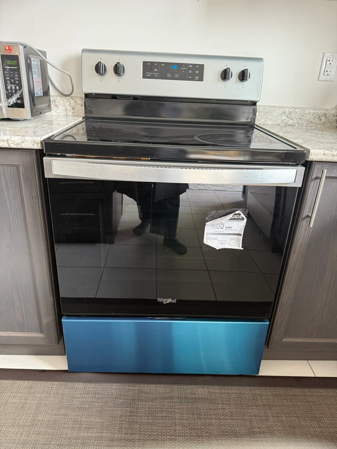 Whirlpool Electric Range Oven - photo 3