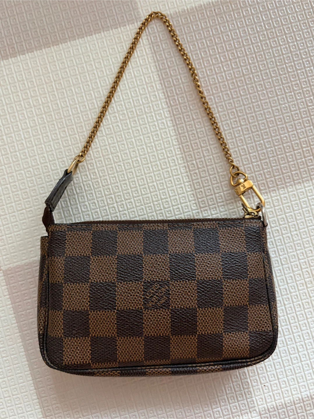 Louis Vuitton Mini Pochette Accessoires - photo 3