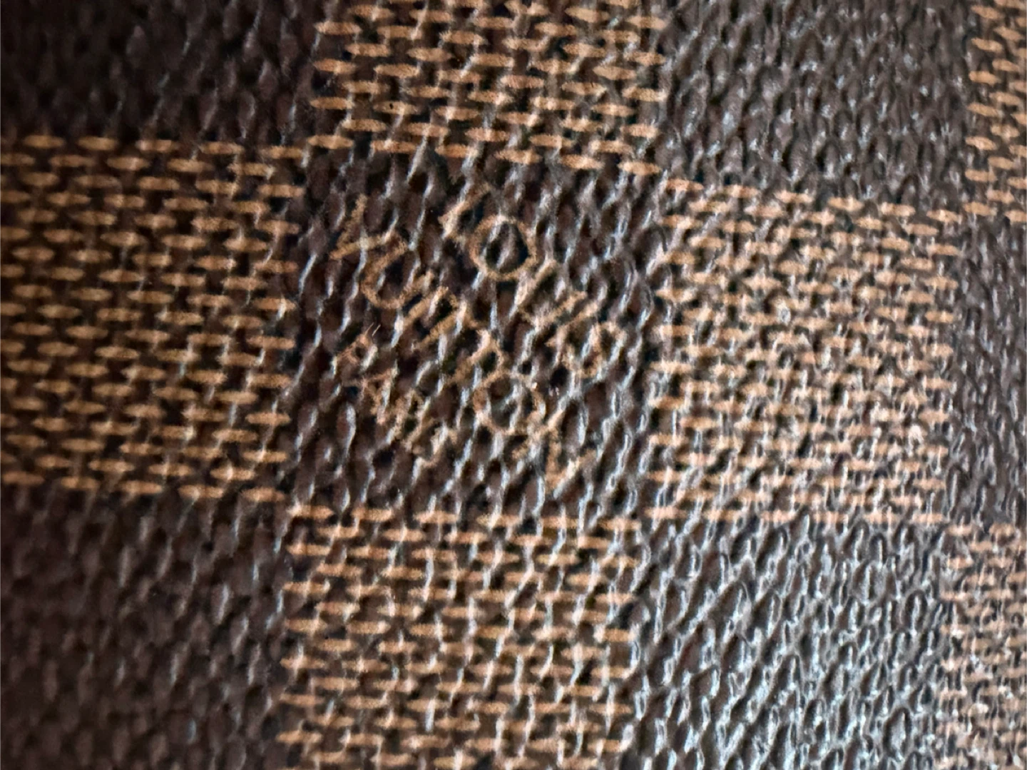 Louis Vuitton Mini Pochette Accessoires - photo 5