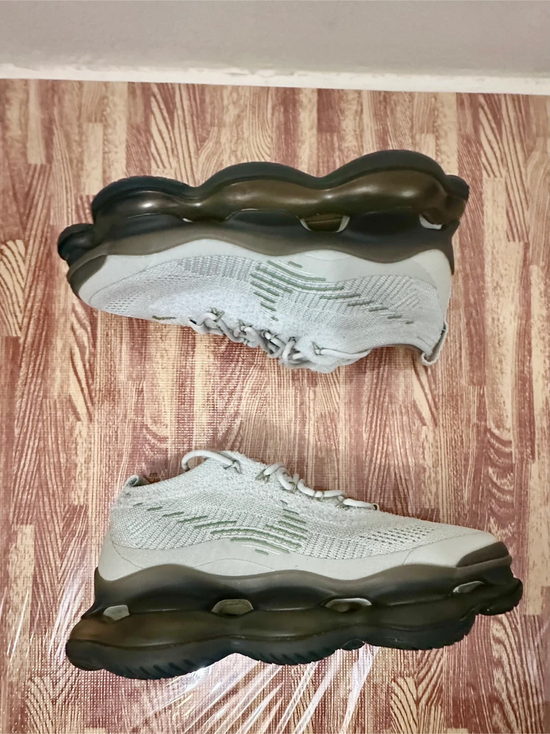 Nike Air Max Scorpion FK - Size 10 (Grey) - photo 3