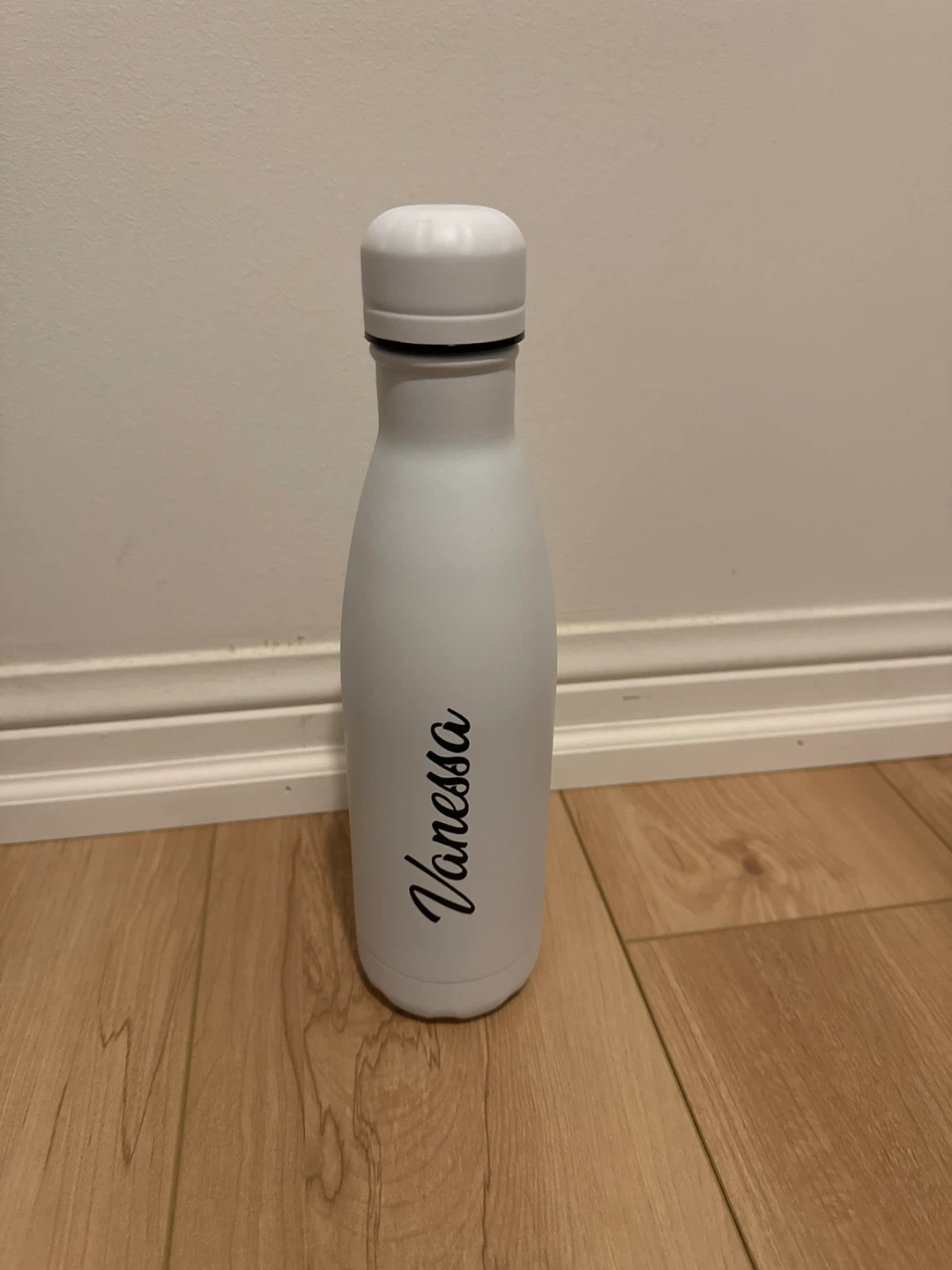 NEW! S’well White Water Bottle (Vanessa)