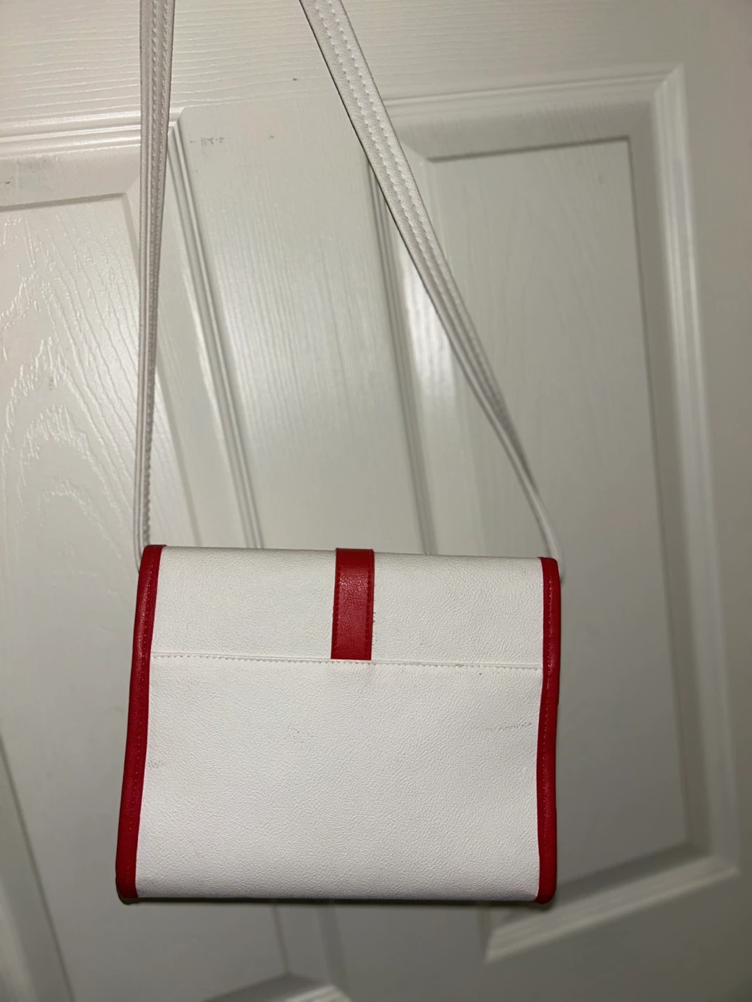 White & Red Shoulder Bag - photo 3