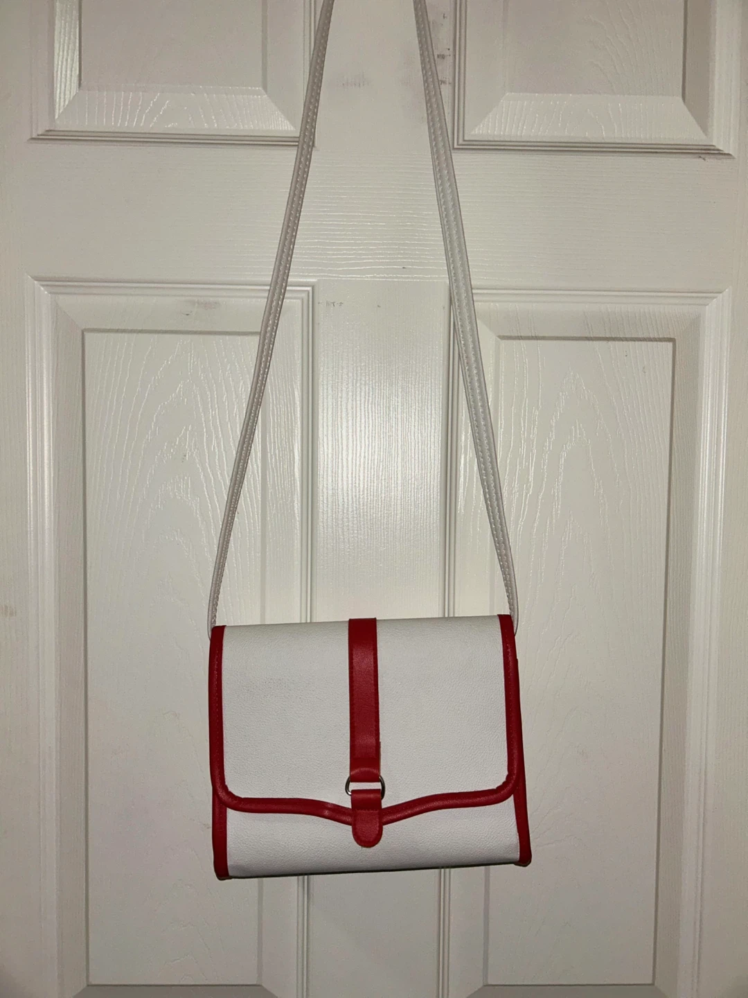 White & Red Shoulder Bag