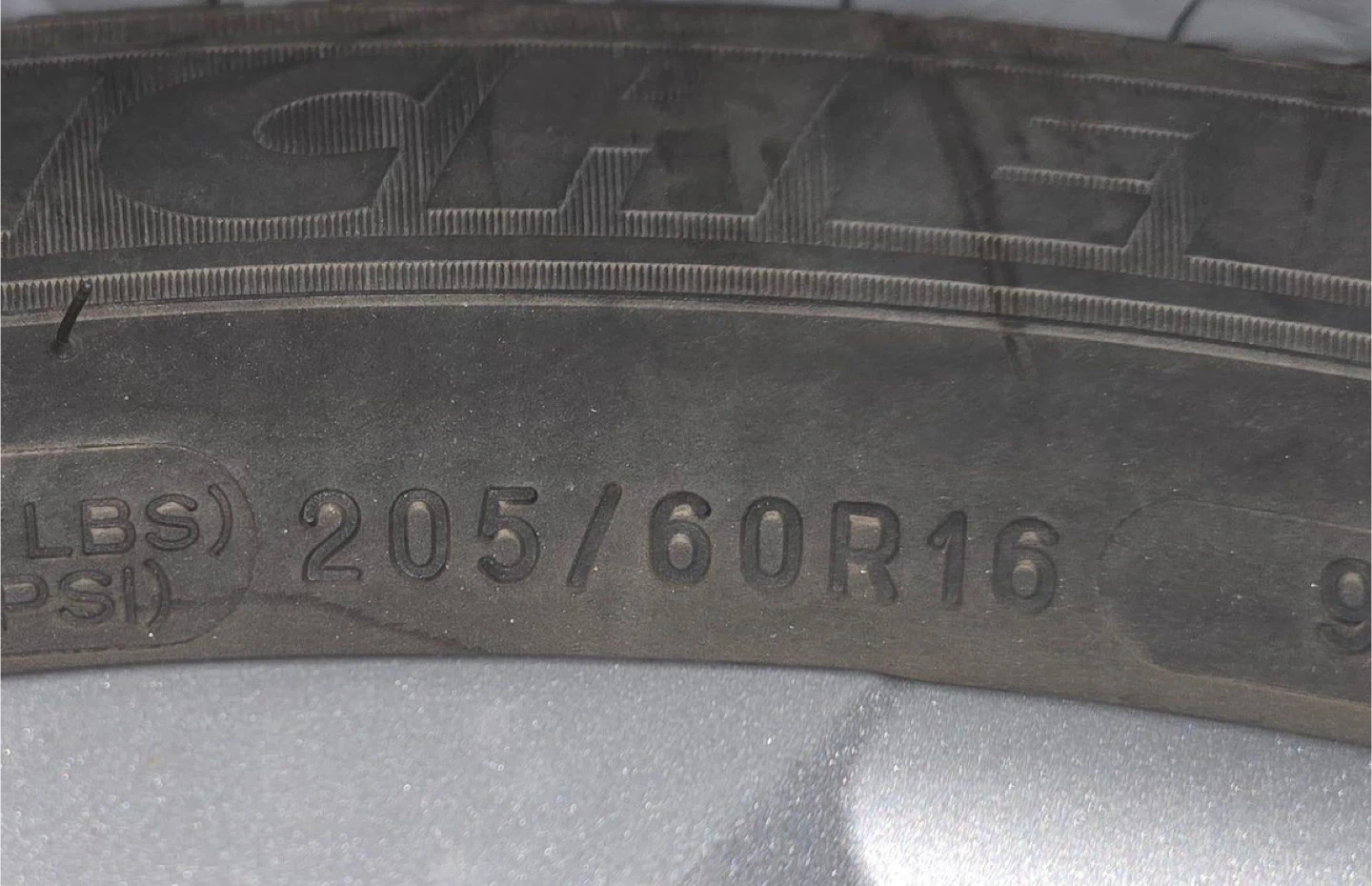 205/60R16 Tire - photo 3