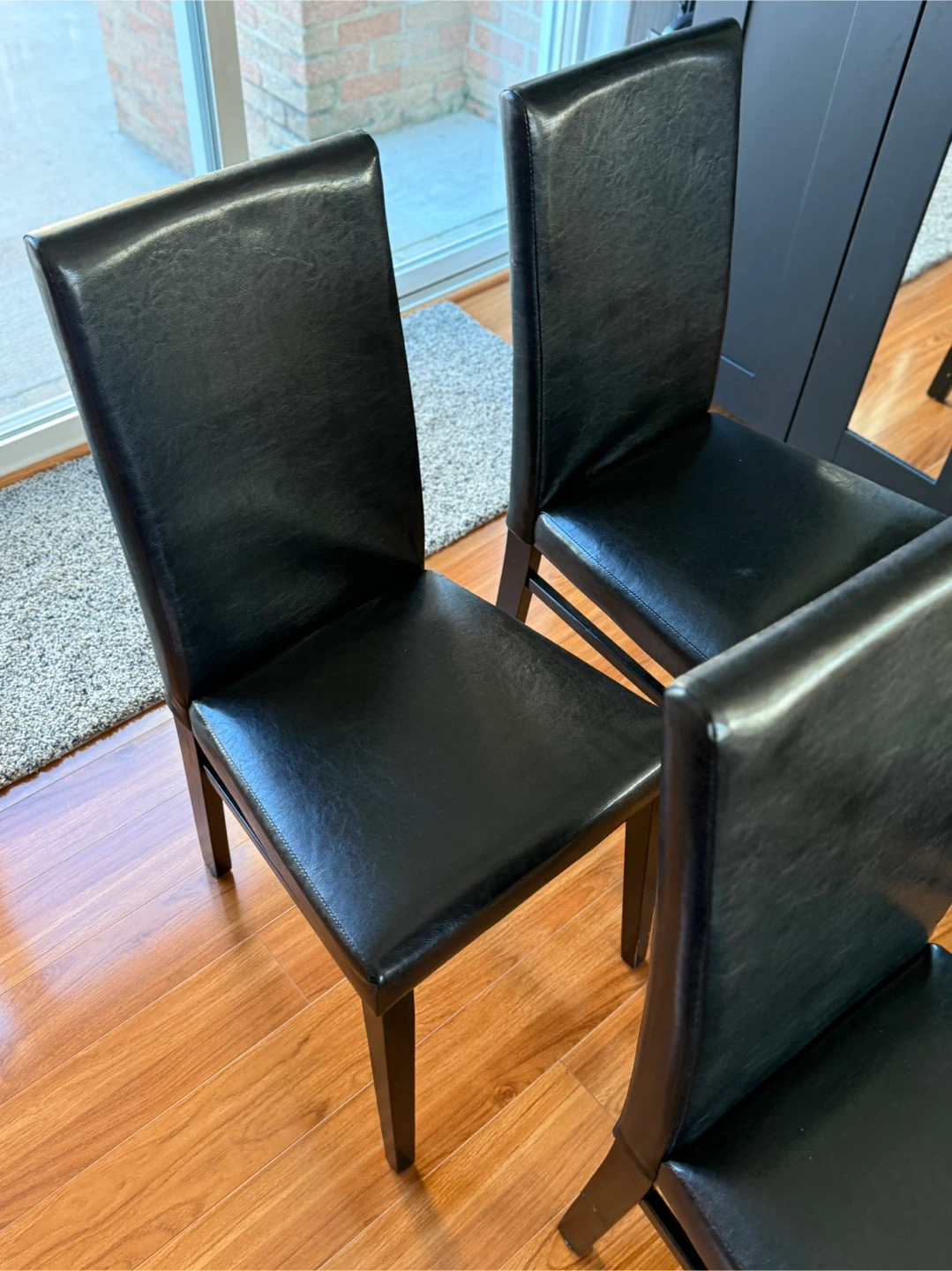 Dining Table with 4 Black Chairs - photo 4