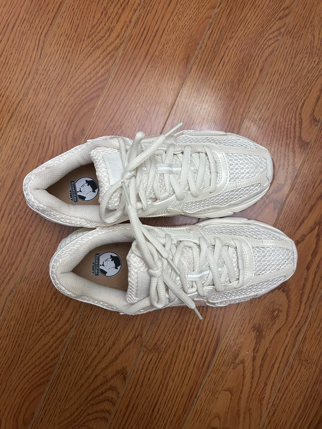 Nike Vomero 5, Size 9.5