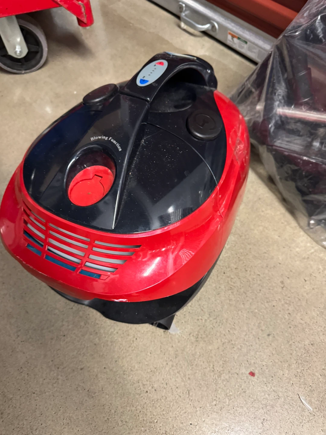 H2O Turbo Red & Black Vacuum