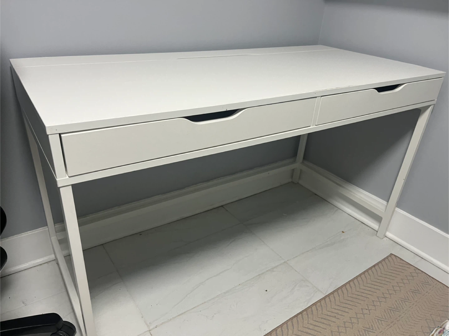 White Desk