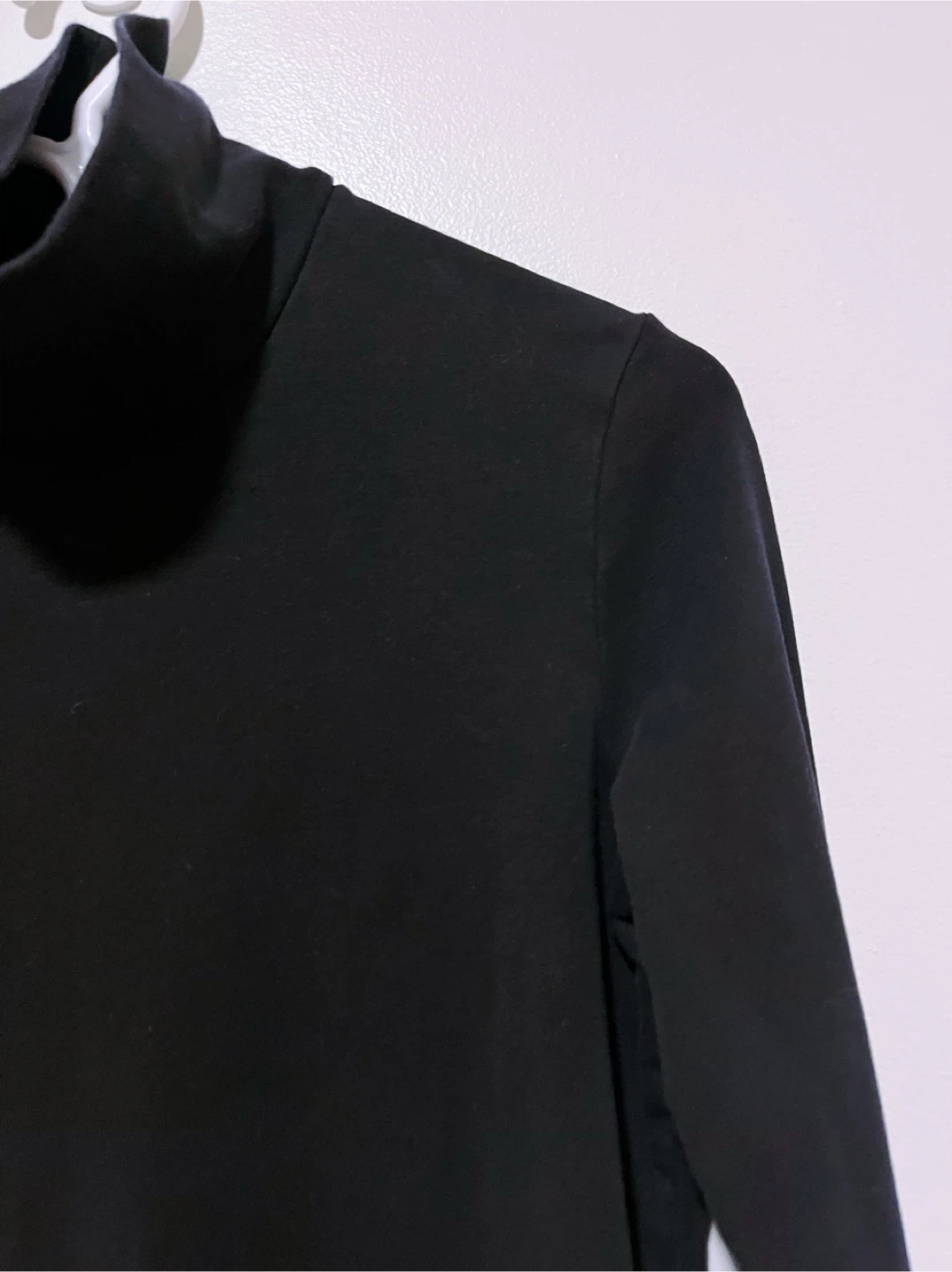 Women’s Uniqlo Turtleneck Long Sleeve Tops - Size S - photo 3