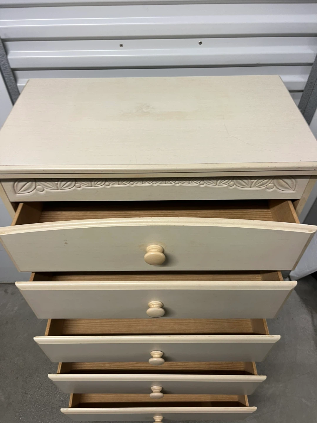 Cream 5-Drawer Dresser - photo 3