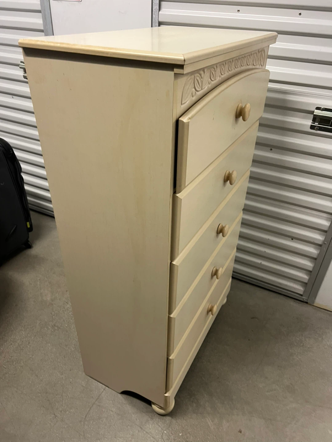 Cream 5-Drawer Dresser - photo 5