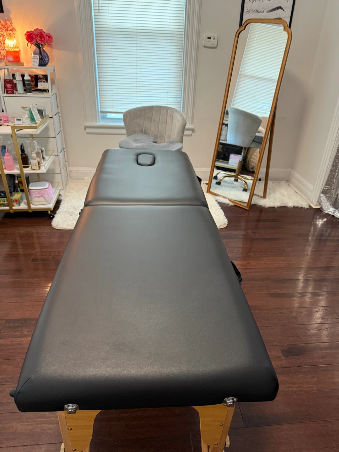 Black Massage Table - photo 2