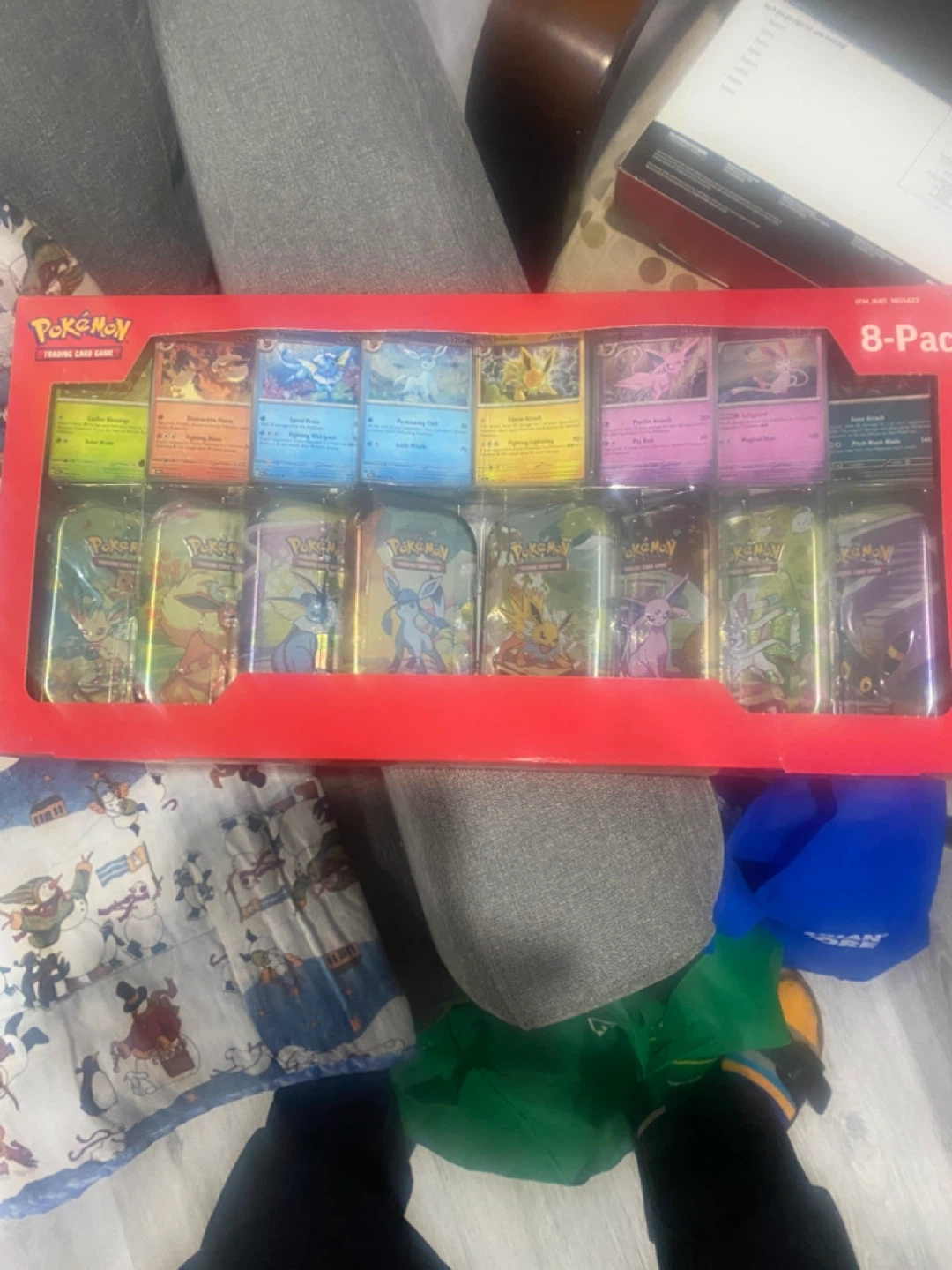 New Pokémon Trading Card Game Tin 8-Pack