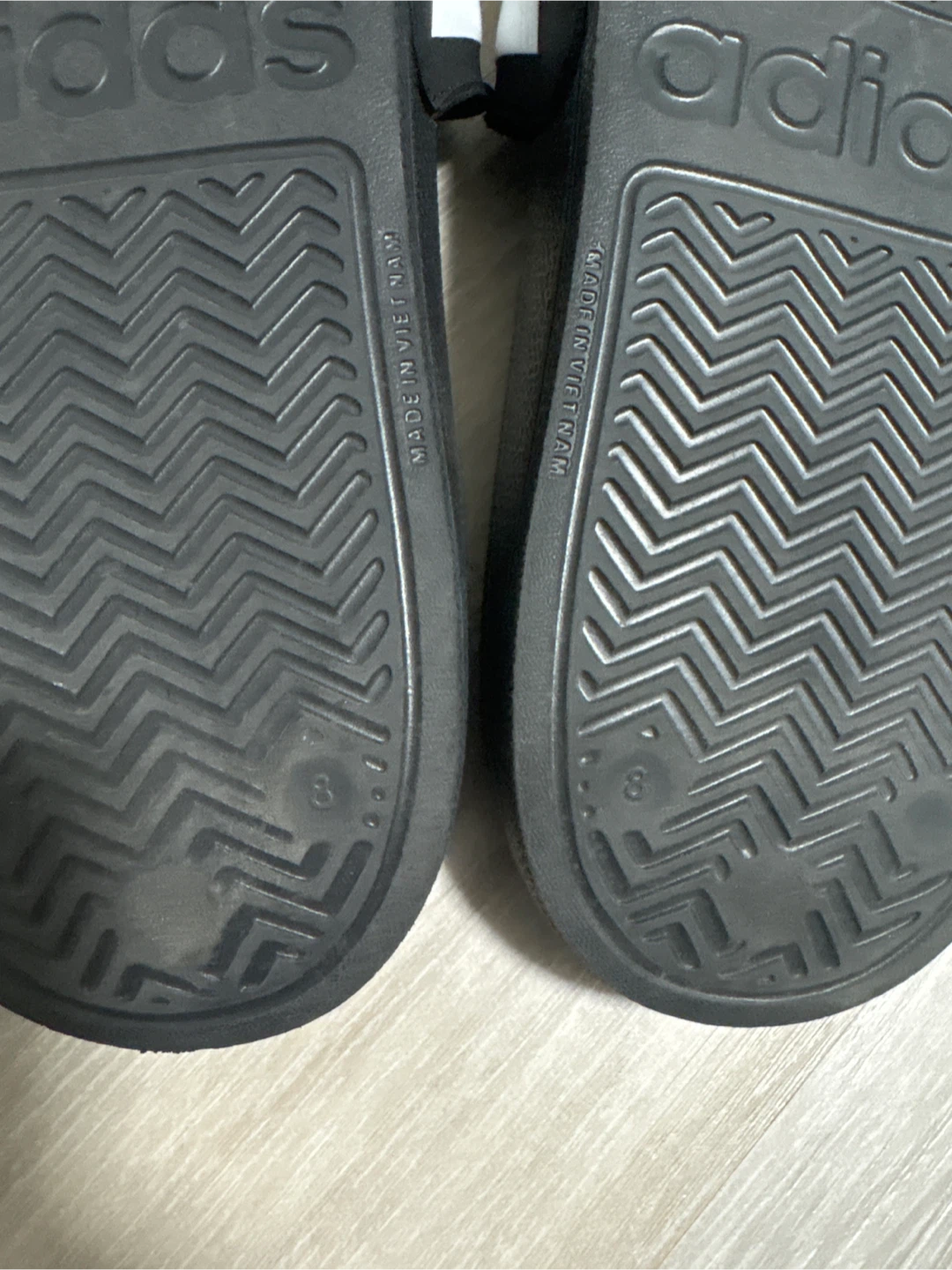 Adidas Adilette Slides - Black & White - Size 8 - photo 3