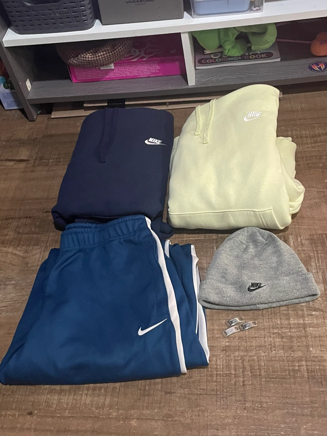 Nike clothing bundle
