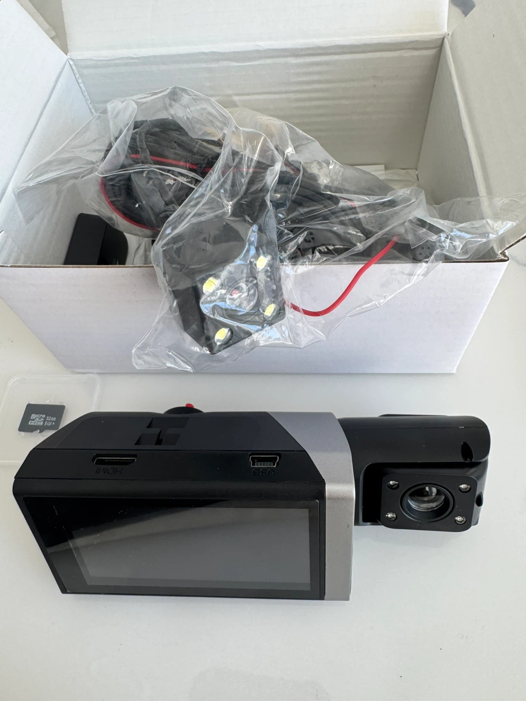New* 3 channels dash cam - photo 3