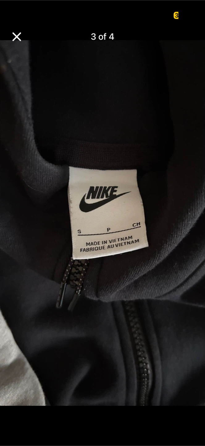 Nike Tech Fleece Hoodie - Size Small - photo 2