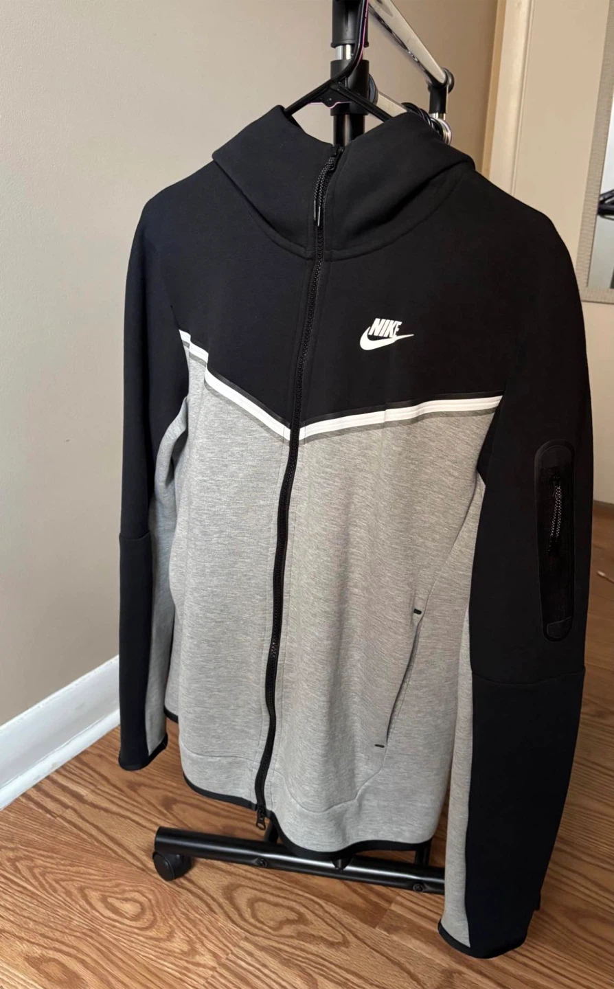 Nike Tech Fleece Hoodie - Size Small