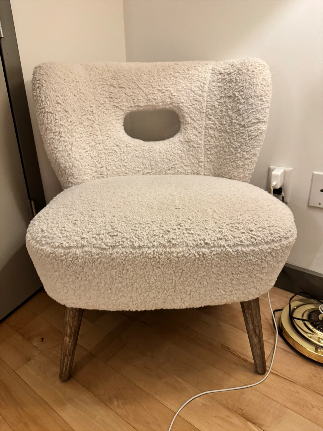 Ivory Boucle Accent Chair - photo 2