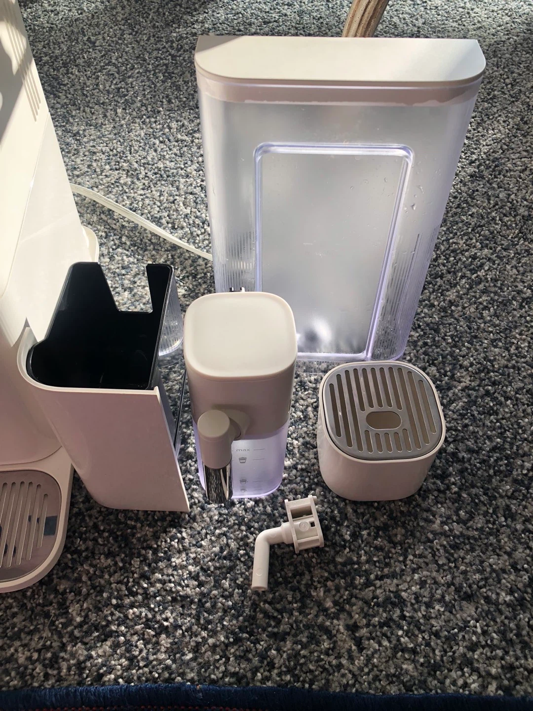 Nespresso Vertuo Next Coffee Machine - photo 4