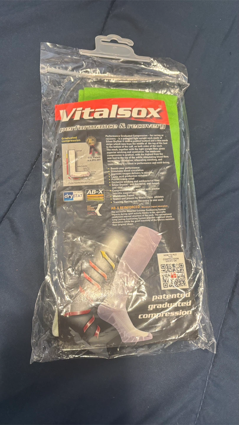New Vitalsox Graduated Compression Socks - Lime Green