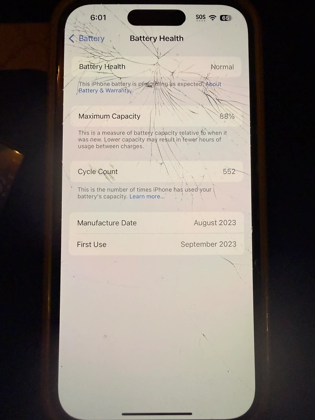 iPhone 15 – 256GB – Black – Unlocked – Cracked Screen - photo 5