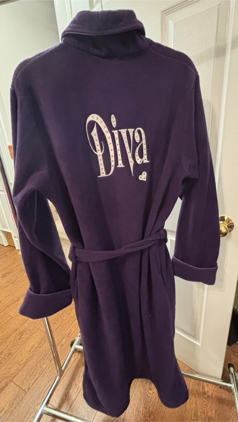 Diva Purple Robe size Large - photo 2