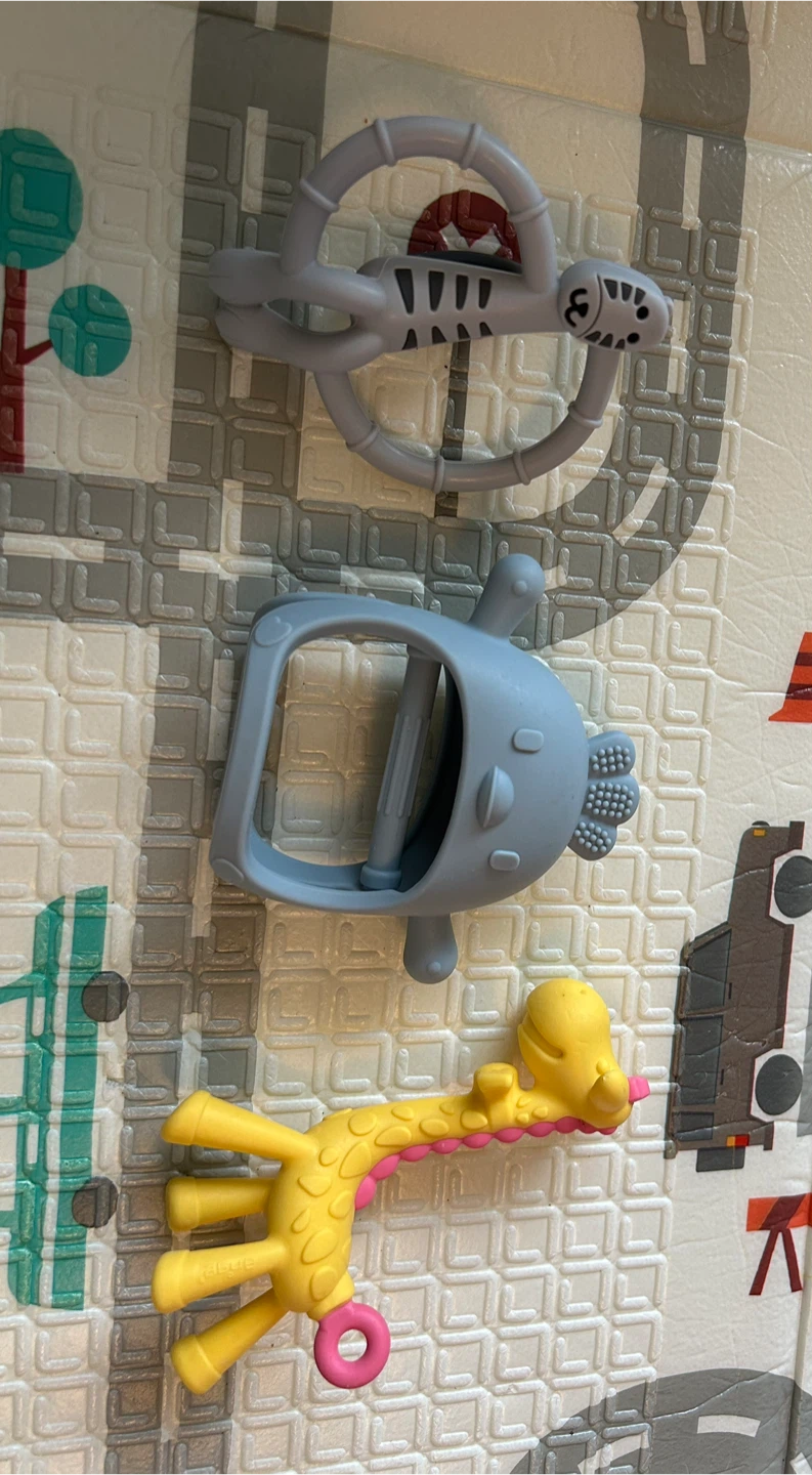 3 Baby Teethers