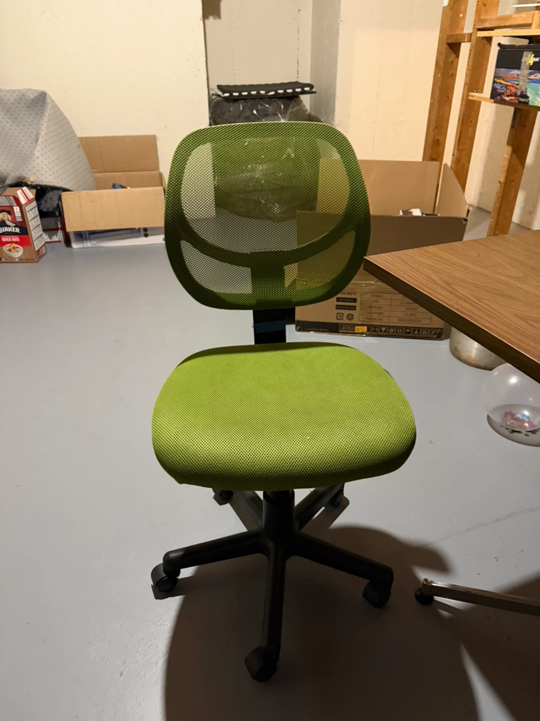 Green Mesh Office Chair - photo 2