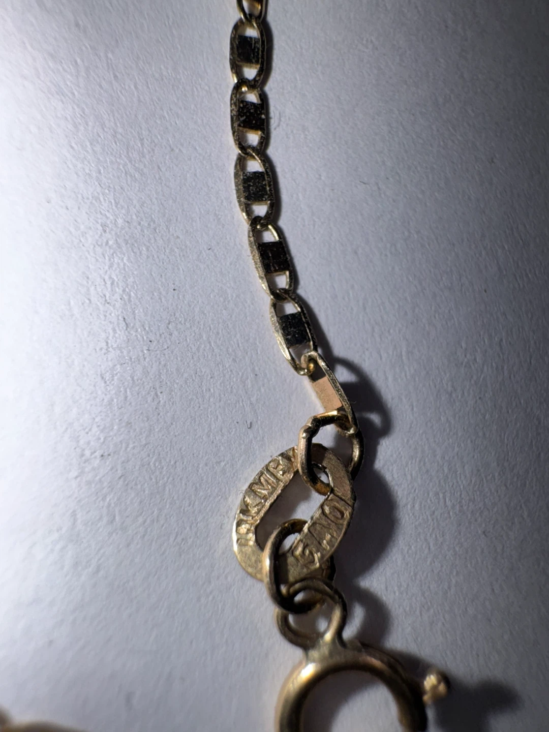 Gold Necklace with Virgin Mary Pendant - photo 3