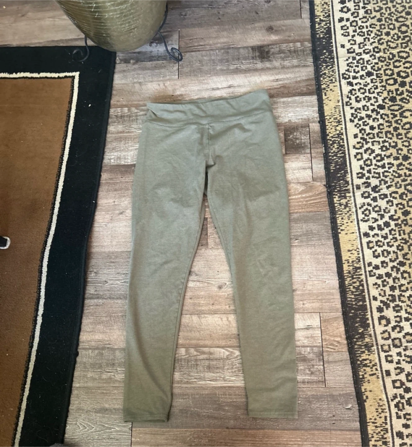 Aerie Olive Green Leggings - Size L